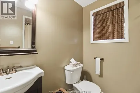 416 Lillian Lane Lakeshore ON N0R 1A0
