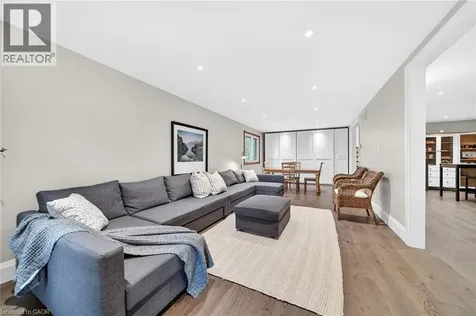 51 President Drive Stoney Creek ON L8G 4H2
