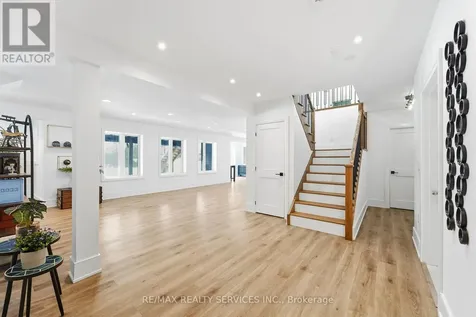 2667 Mary Nichols Road Selwyn ON K0L 2H0