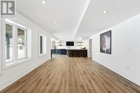 2667 Mary Nichols Road Selwyn ON K0L 2H0