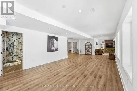 2667 Mary Nichols Road Selwyn ON K0L 2H0