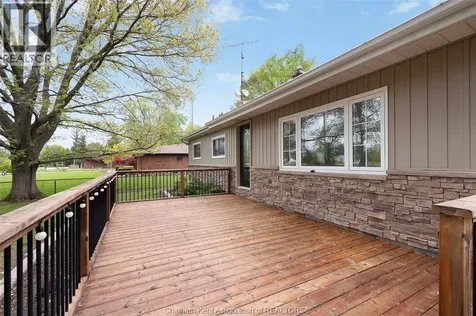 864 Mcnaughton Avenue East Chatham ON N7L 0E4