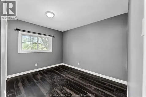 864 Mcnaughton Avenue East Chatham ON N7L 0E4