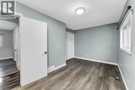 864 Mcnaughton Avenue East Chatham ON N7L 0E4