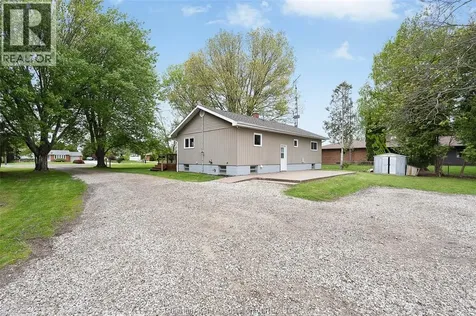 864 Mcnaughton Avenue East Chatham ON N7L 0E4