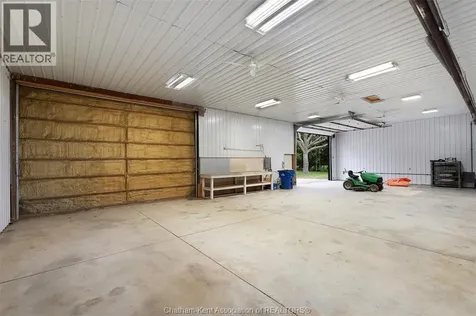 864 Mcnaughton Avenue East Chatham ON N7L 0E4