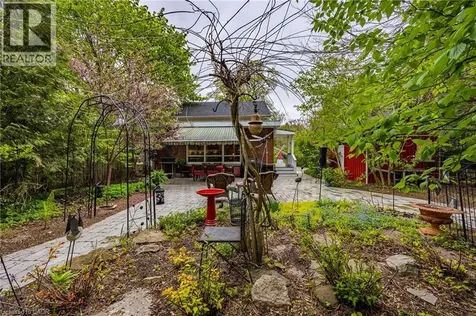 72 Crescent Boulevard Simcoe ON N3Y 2K8