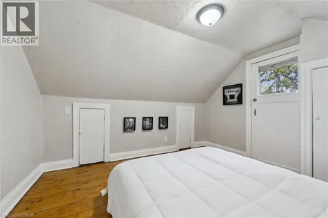 237 Borden Avenue South Kitchener ON N2G 3S1
