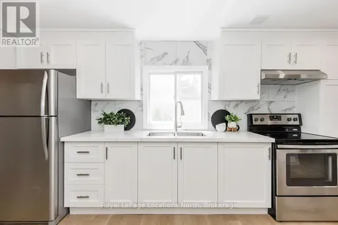 56 68th Street North Wasaga Beach ON L9Z 1T8