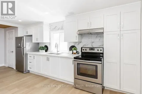 56 68th Street North Wasaga Beach ON L9Z 1T8