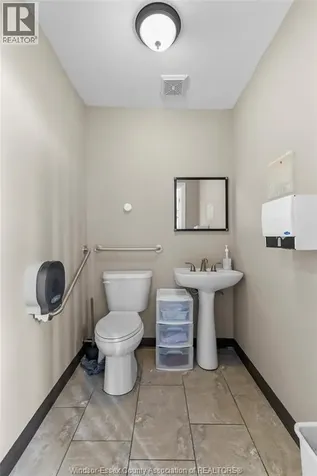 1169-1181 Tecumseh Road East Windsor ON N8W 1V5