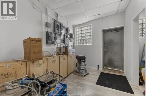 1169-1181 Tecumseh Road East Windsor ON N8W 1V5