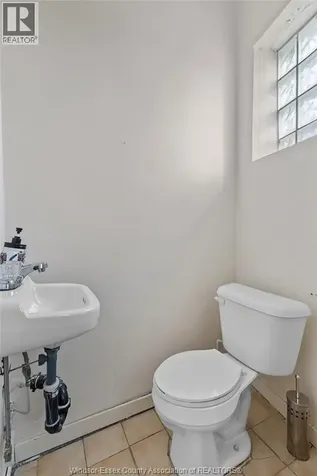 1169-1181 Tecumseh Road East Windsor ON N8W 1V5