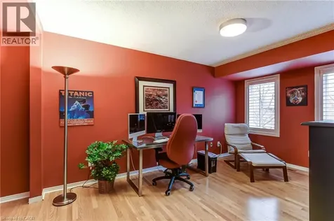 1084 Queen Street West Mississauga ON L5H 4K4