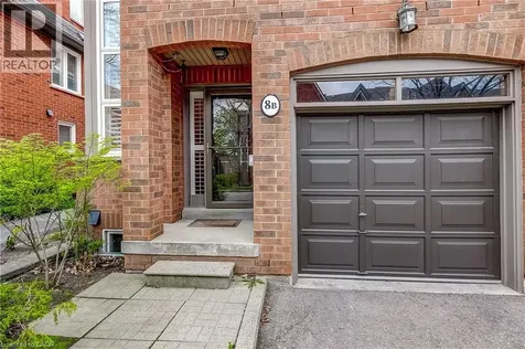 1084 Queen Street West Mississauga ON L5H 4K4