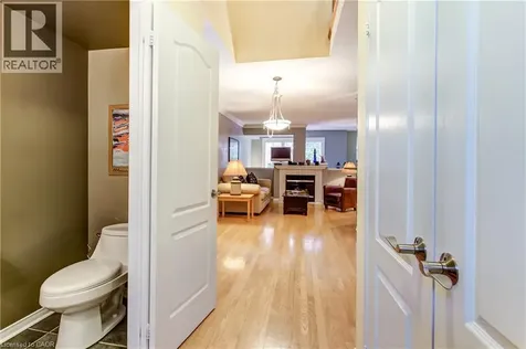 1084 Queen Street West Mississauga ON L5H 4K4