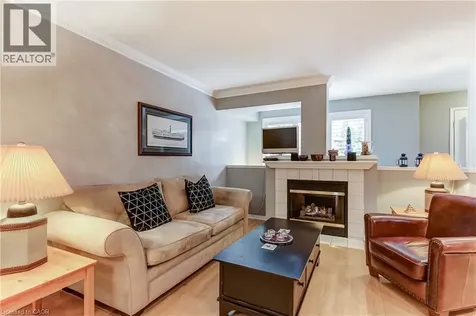 1084 Queen Street West Mississauga ON L5H 4K4