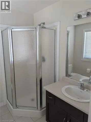 40 Dartmouth Gate Stoney Creek ON L8E 0C4