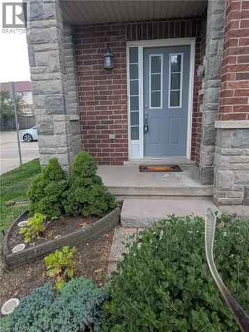 40 Dartmouth Gate Stoney Creek ON L8E 0C4