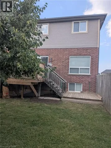 40 Dartmouth Gate Stoney Creek ON L8E 0C4