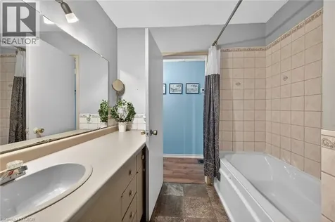 45 Leckie Avenue Stoney Creek ON L8J 2S7