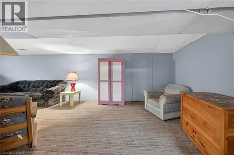 45 Leckie Avenue Stoney Creek ON L8J 2S7