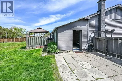 45 Leckie Avenue Stoney Creek ON L8J 2S7
