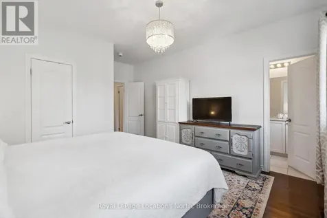 6 Blasi Court Wasaga Beach ON L9Z 0H3