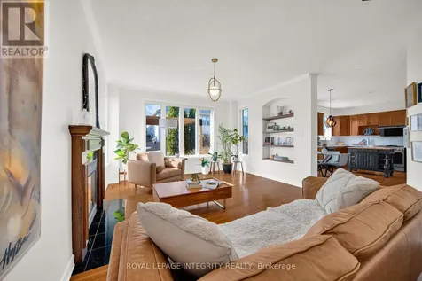154 Rodeo Drive Ottawa ON K2J 5K7