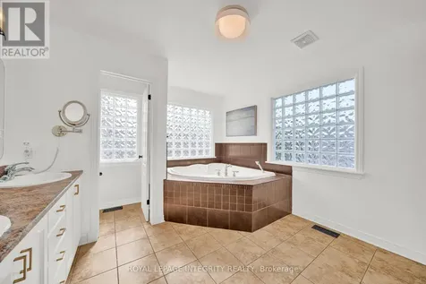 154 Rodeo Drive Ottawa ON K2J 5K7