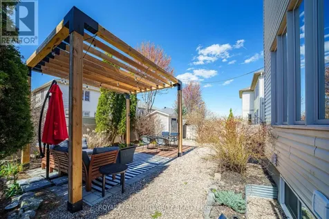 154 Rodeo Drive Ottawa ON K2J 5K7