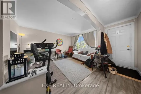 208 Montfort Street Ottawa ON K1L 5P4