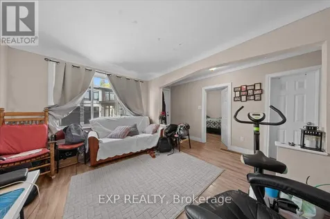 208 Montfort Street Ottawa ON K1L 5P4