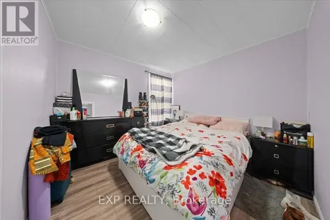 208 Montfort Street Ottawa ON K1L 5P4