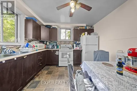 208 Montfort Street Ottawa ON K1L 5P4