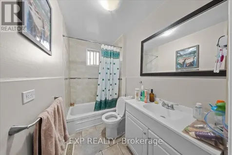 208 Montfort Street Ottawa ON K1L 5P4