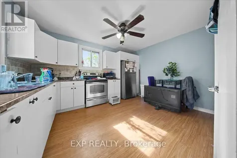 208 Montfort Street Ottawa ON K1L 5P4