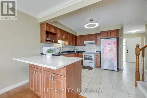 10 Fallowfield Drive Kitchener ON N2C 0A4