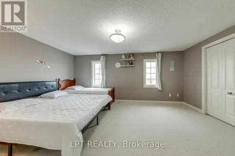 10 Fallowfield Drive Kitchener ON N2C 0A4