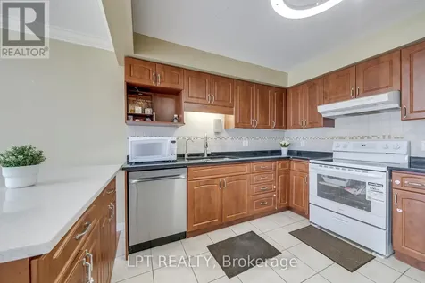 10 Fallowfield Drive Kitchener ON N2C 0A4