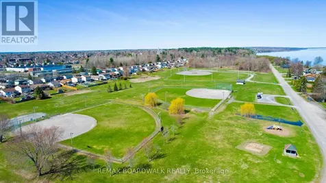 102 Seventh Avenue Arnprior ON K7S 3S7