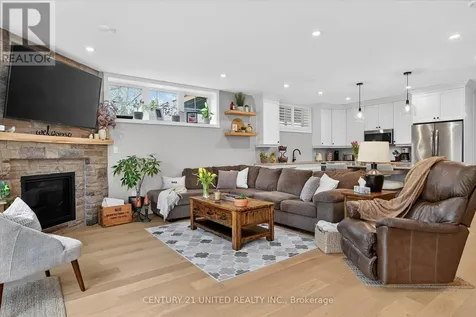 38 Darling Drive Selwyn ON K0L 1T0