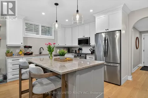 38 Darling Drive Selwyn ON K0L 1T0