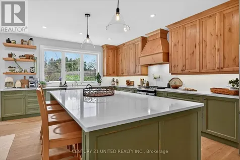 38 Darling Drive Selwyn ON K0L 1T0