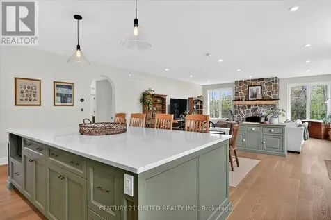 38 Darling Drive Selwyn ON K0L 1T0