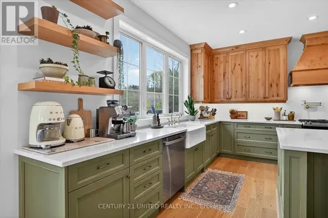 38 Darling Drive Selwyn ON K0L 1T0