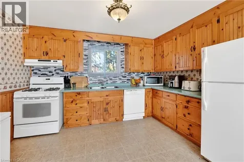 520 Alder Street East Dunnville ON N1A 1E6