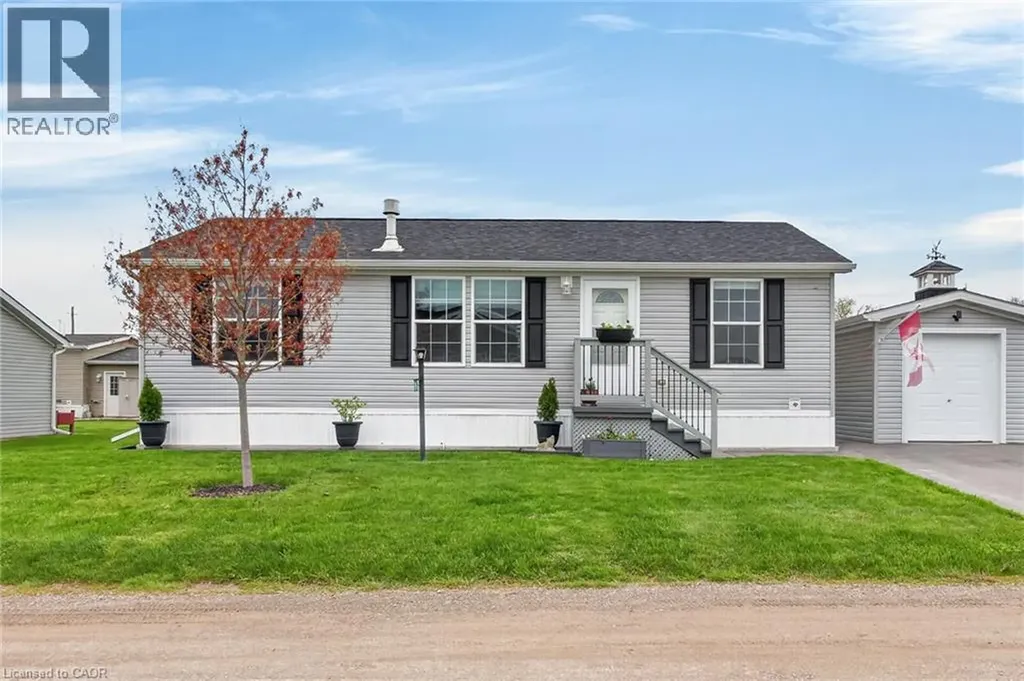19 Silver Aspen Drive Nanticoke ON N0A 1L0