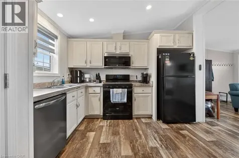 19 Silver Aspen Drive Nanticoke ON N0A 1L0