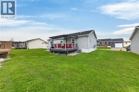 19 Silver Aspen Drive Nanticoke ON N0A 1L0